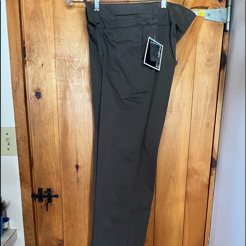 NWT Allison Brittney Women’s size 8 Stretch Dress Pants